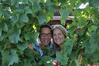 Freundliche Begrueßung durch Familie Haeussermann | © Weingut Haeussermann