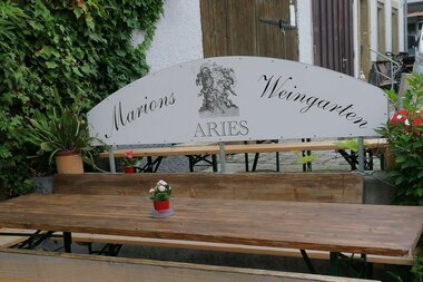 Weingarten der Besenwirtschaft Weingut Aries | Widdern | HeilbronnerLand | © Aries Wein.Gut