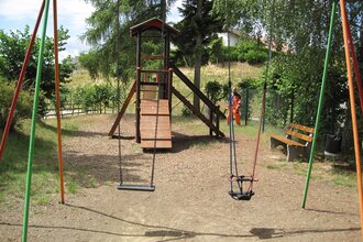 Spielplatz "Bei der Gemeinschaftshalle" Neuenbürg | © Land der 1000 Hügel - Kraichgau-Stromberg