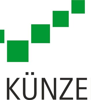 Das Logo der VHS hat fünf grüne Quadrate | © Touristikgemeinschaft Hohenlohe e. V.  | VHS Künzelsau
