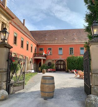 Weingut Graf Neipperg | © Graf Neipperg